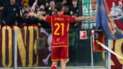 Paulo Dybala berbicara mengenai masa depannya di AS Roma. Pemain yang mencetak hat-trick melawan Torino, Selasa (27/2/2024), mengaku